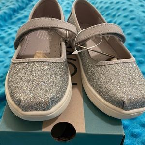 NWT Tony Toms 10 Iridescent Mary Janes
